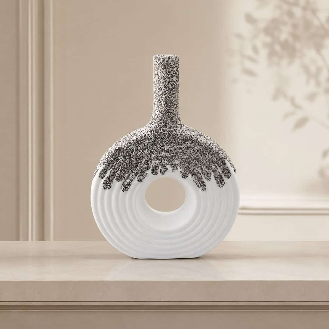 White Pebble Texture Ceramic Vase preview image 1