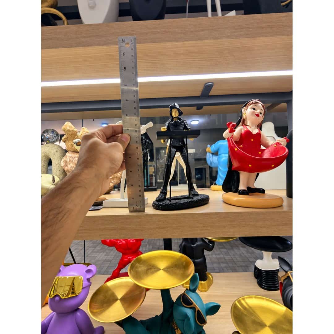 Retro Woman in Red Dress Figurine preview image 2
