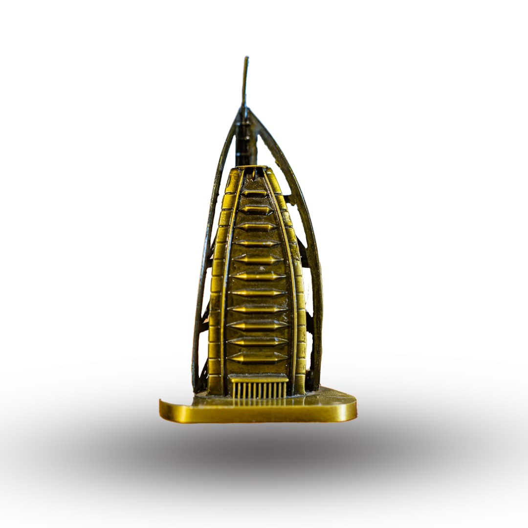 Golden Burj Al Arab Model image 1