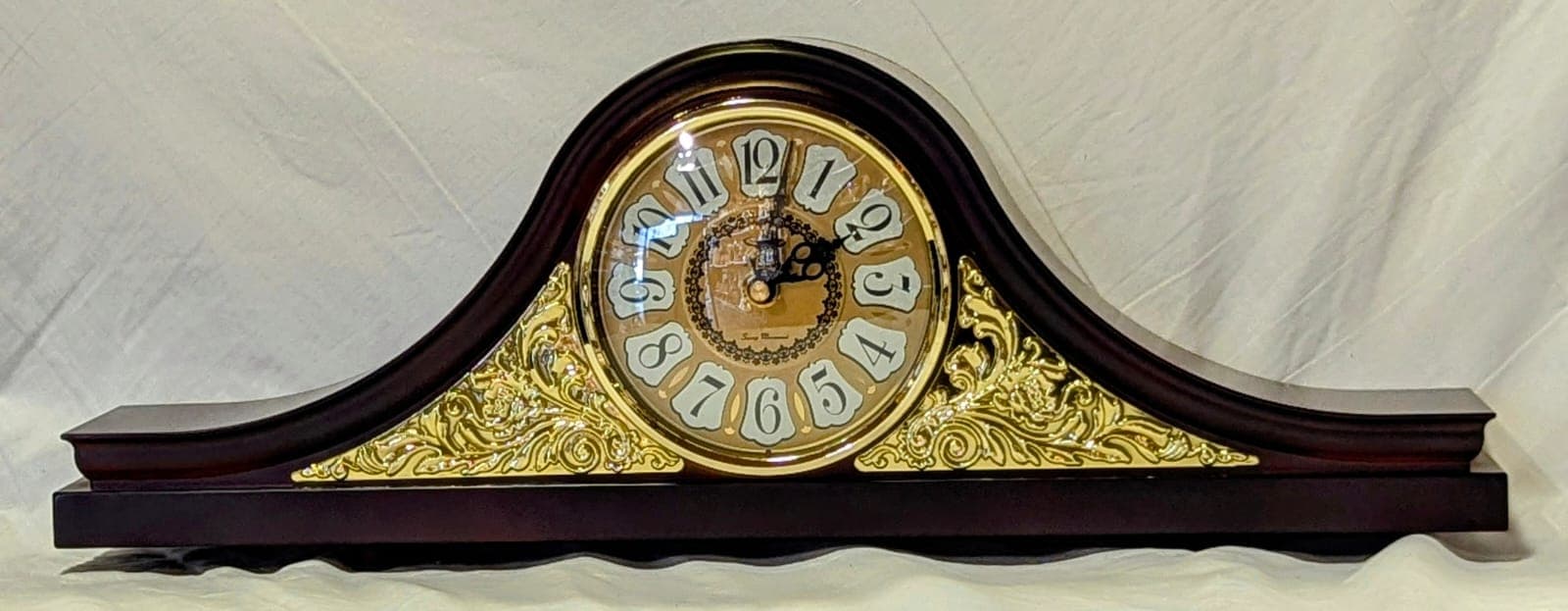 Beesealy Vintage Mantel Clock image 1
