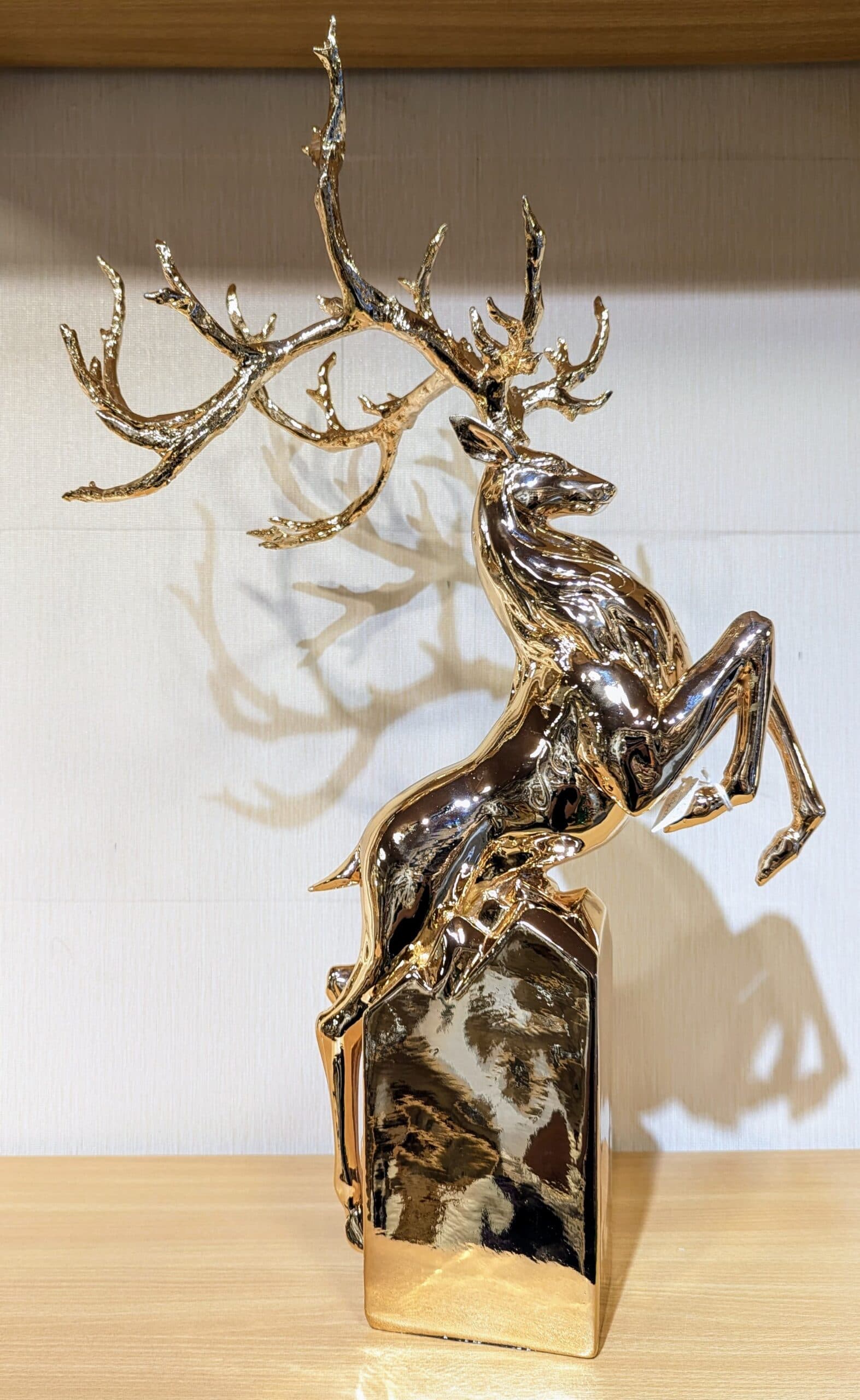 Golden Deer image 1