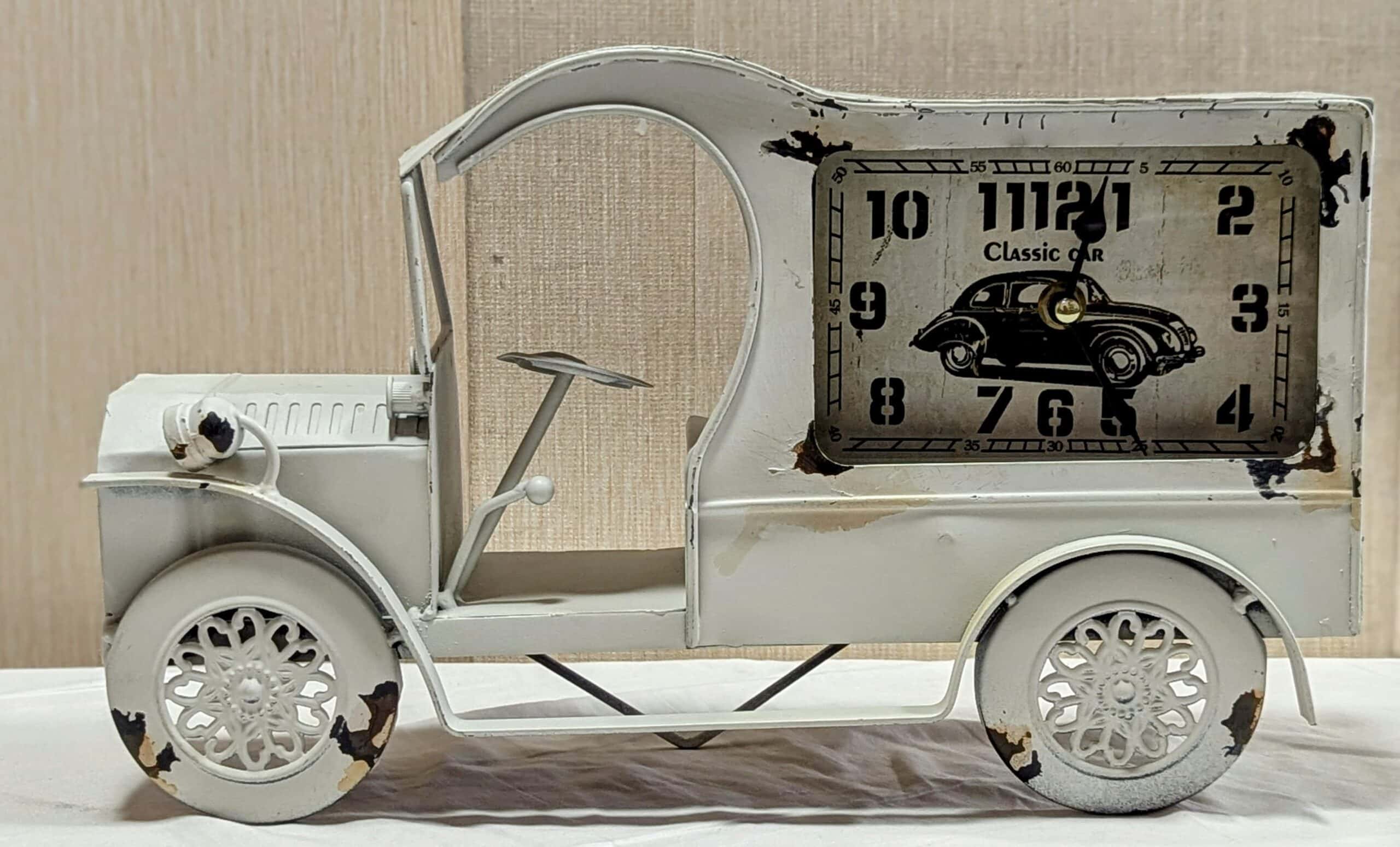 Metallic Vintage Car Metal Table Clock