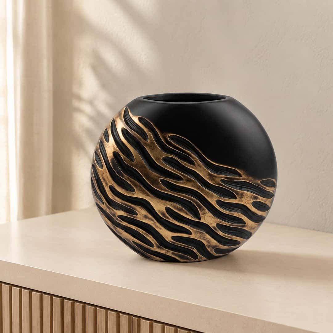 Black Bronze Pattern Round Vase