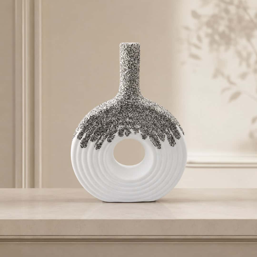 White Pebble Texture Ceramic Vase