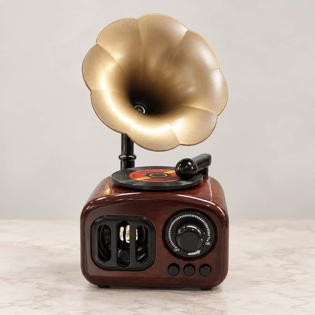 Vintage Gold Horn Gramophone Decor